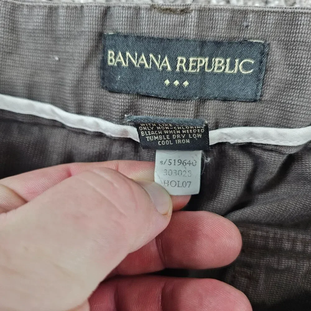 Banana Republic ** this